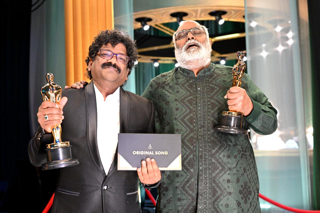 RRR's power-packed song 'Naatu Naatu' took India global as it won the Oscar for 'Original Song'. During their acceptance speech, 'Naatu Naatu' composer M.M Keeravani said, 