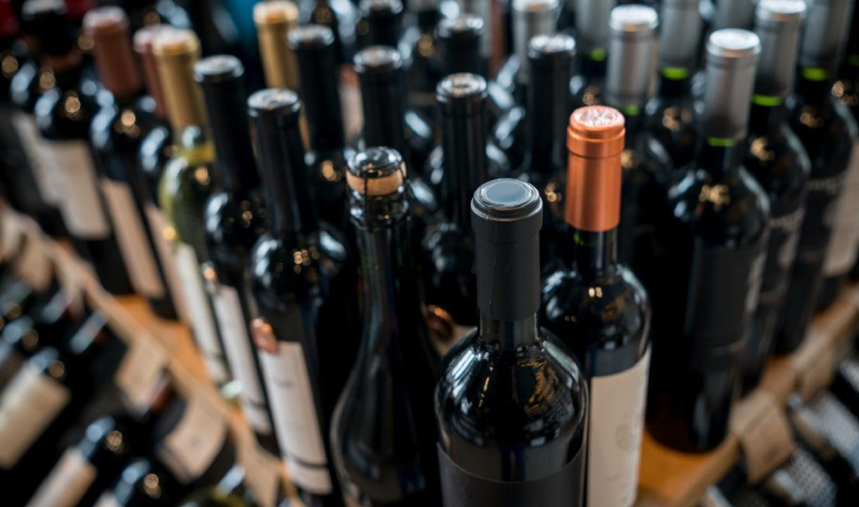 Maharashtra govt planning to set up network of informers to crack down on illicit liquor trade, says minister Maharashtra govt planning to set up network of informers to crack down on illicit liquor trade, says minister