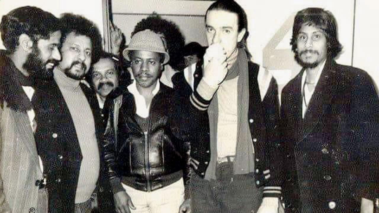 Braz Gonsalves, Karl Peters, Wayne Shorter, Jaco Pistorius and Gopal during the Prague Jazz festival