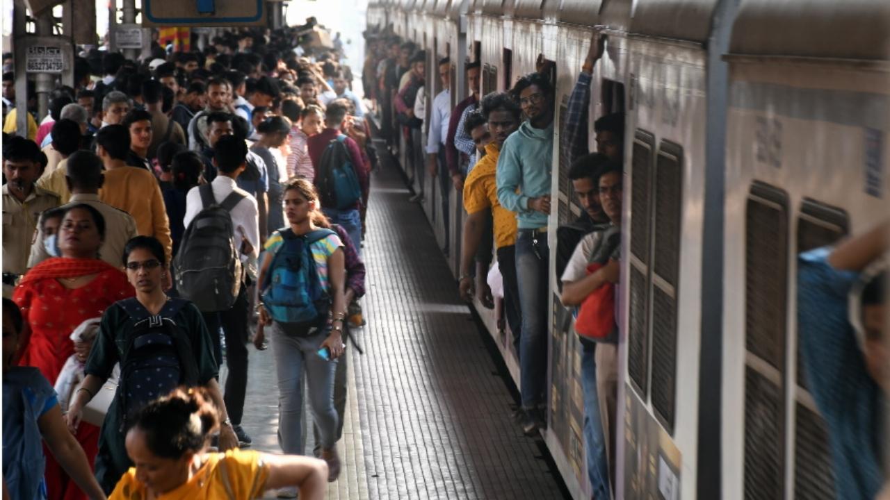 Around 1985, when the station was being upgraded and the railways planned to terminate slow locals at Dadar, platform No. 1 was built in a small available space. Since then, all the slow trains on the line have used this platform