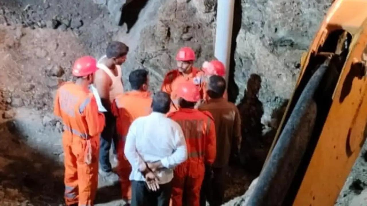 Madhya Pradesh: 7-year-old boy rescued from borewell after 24 hours, rushed to hospital