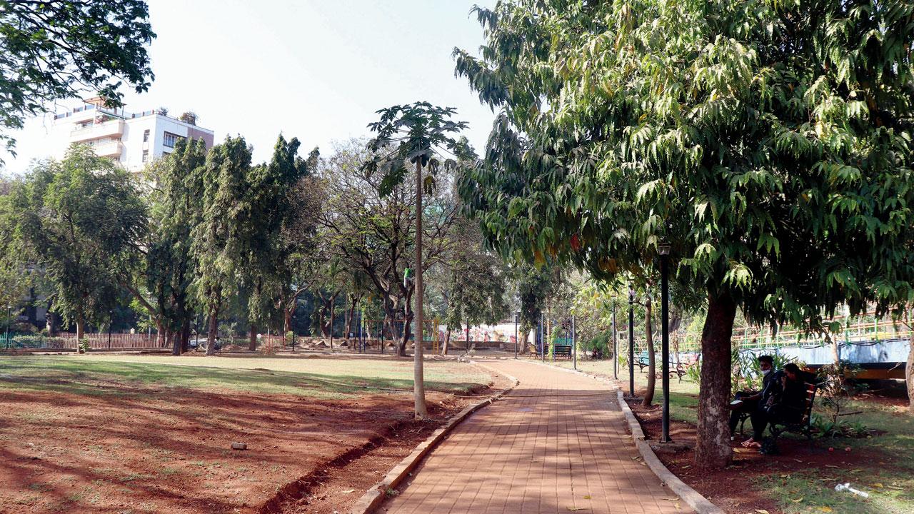 Pushpa Narsee Park at JVPD Scheme in Juhu. File Pic/Anurag Ahire