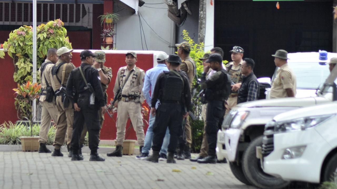 Punjab: Fresh FIR against Amritpal Singh, associates for possession of illegal weapons Punjab: Fresh FIR against Amritpal Singh, associates for possession of illegal weapons
