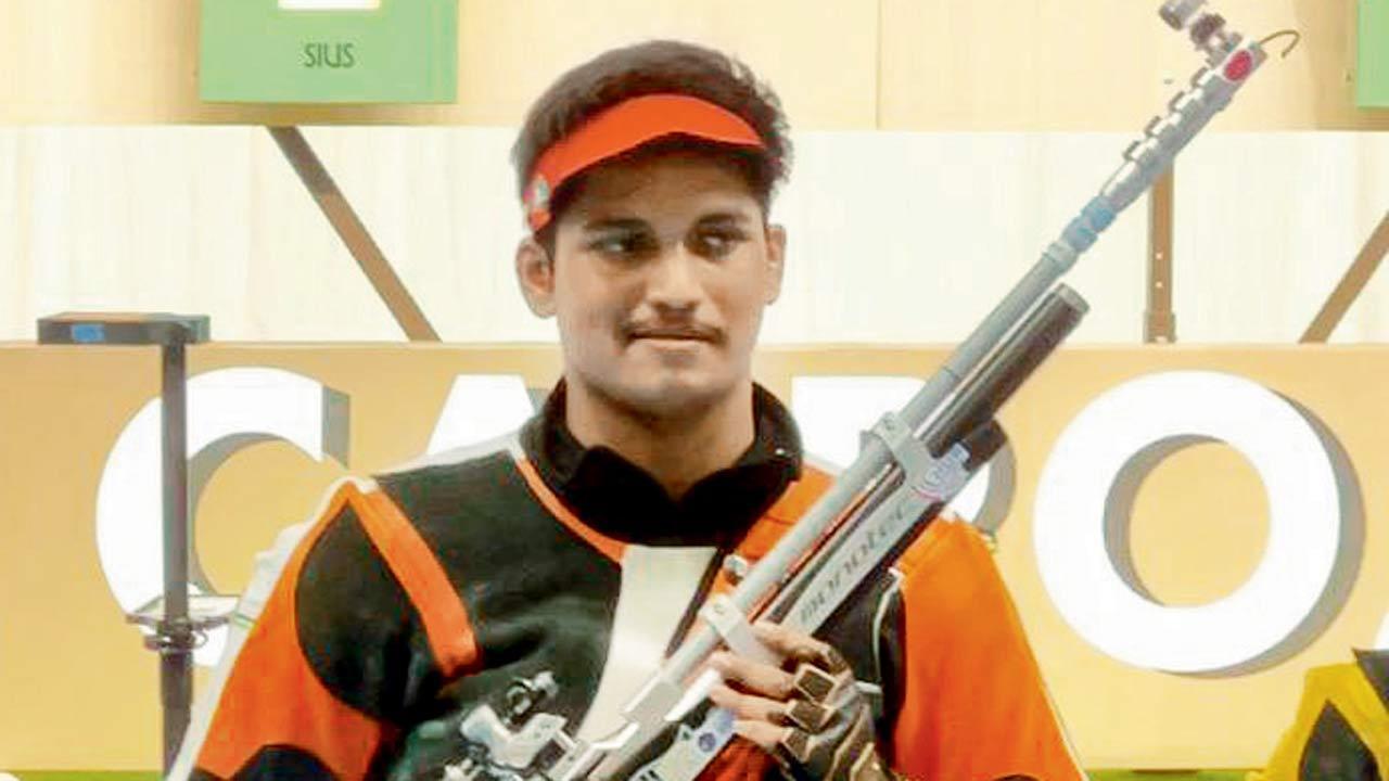 Bronze for Rudrankksh Patil in 10m air rifle event