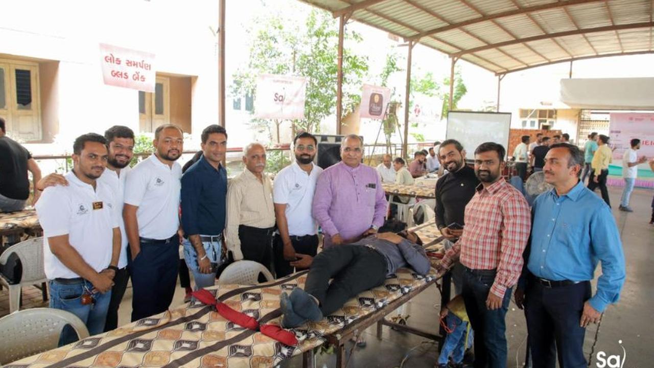 Sakhiya Skin Clinic And The Rotaract Club Of Surat East  Had Organized The Mega Blood Donation Camp ‘Mahadan 8.0’ In Surat