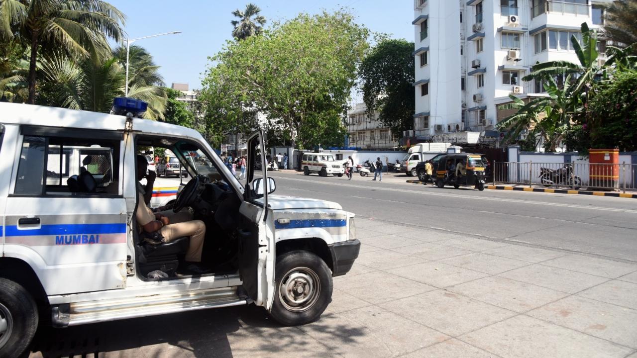 Sources said, the police suspect that accused had got the actor's office email address through a search engine which is further being investigated. The Police is also investigating if he has any connection with the Lawrence Bishnoi gang