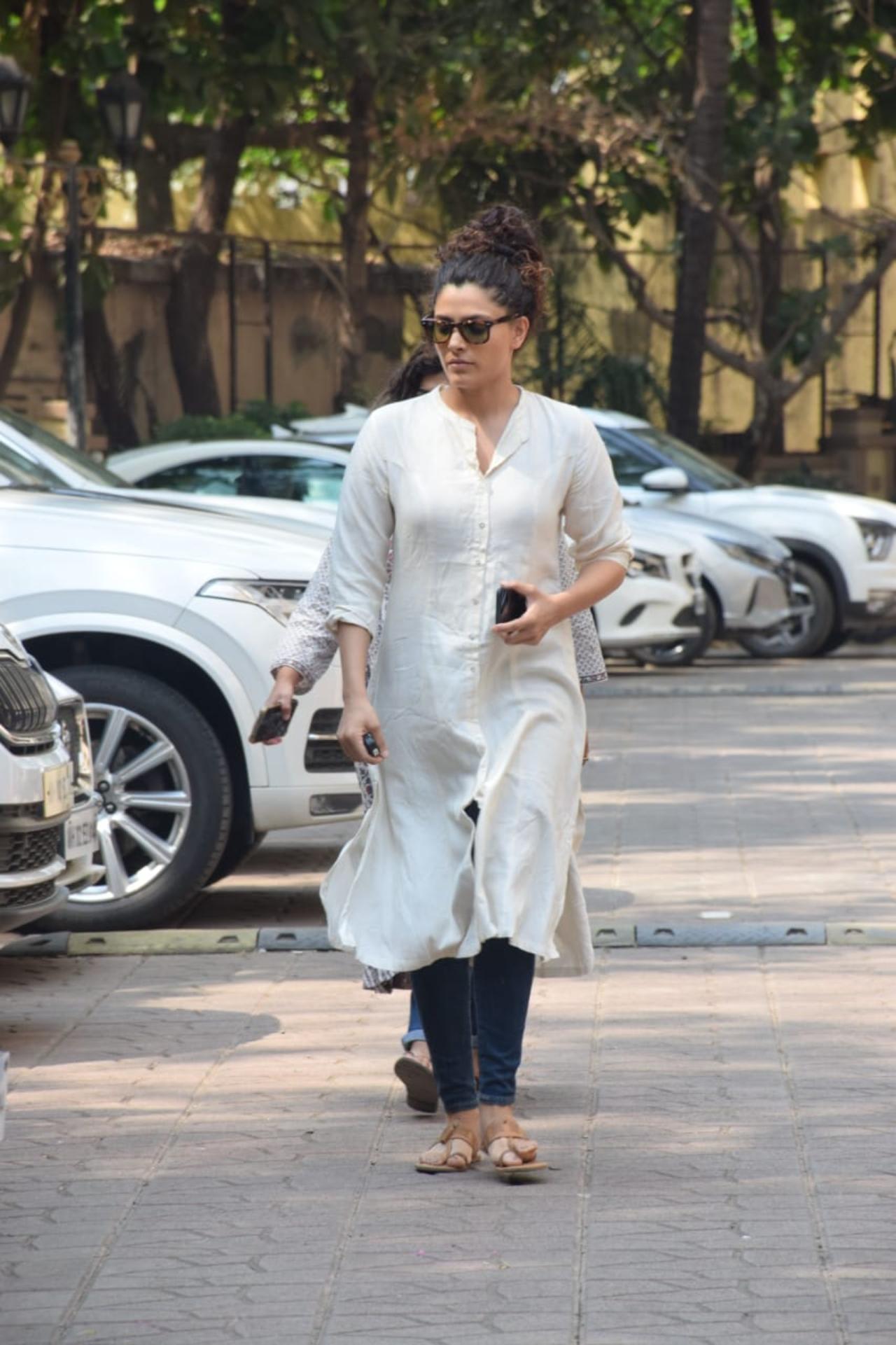 Saiyami Kher was also seen arriving at his residence