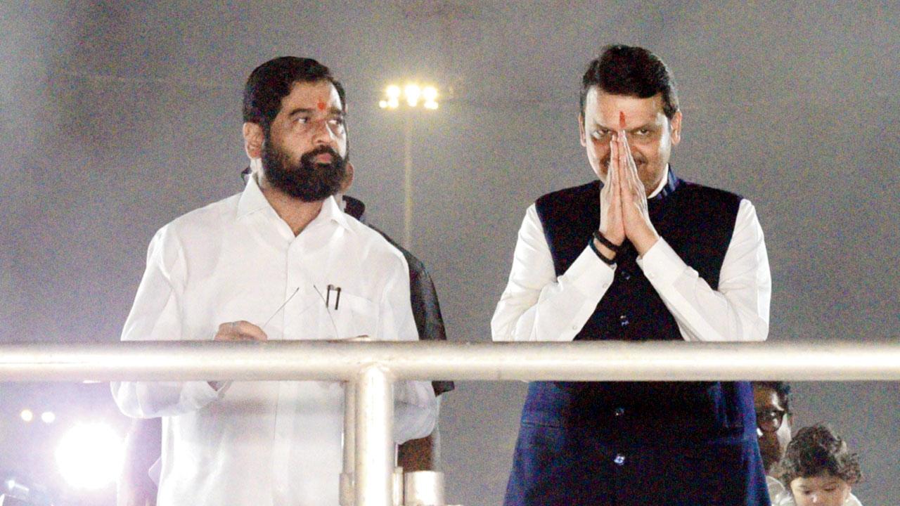 Chief Minister Eknath Shinde with Deputy CM Devendra Fadnavis (left). File pic/Rane Ashish