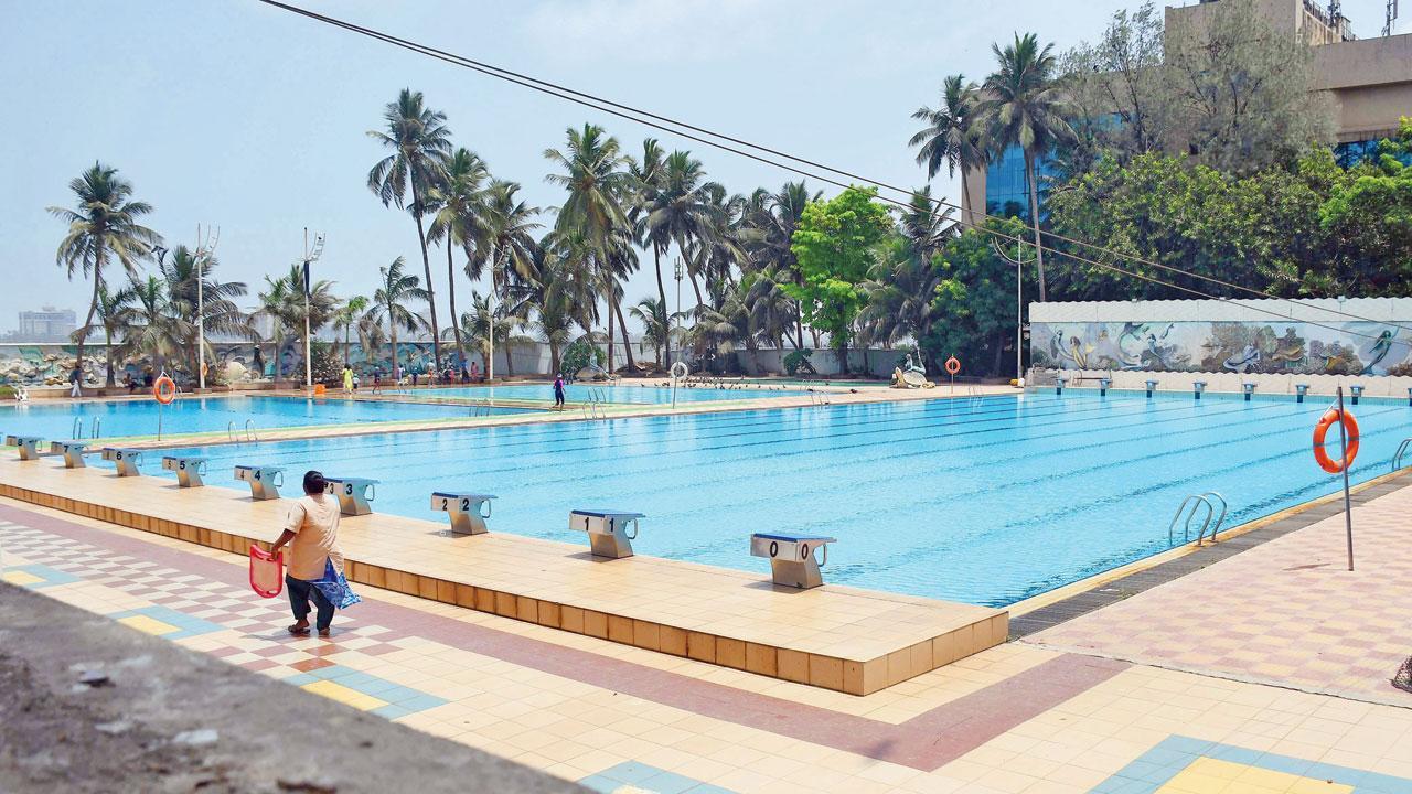 Mumbai: 25 per cent discount for women at civic swimming pools