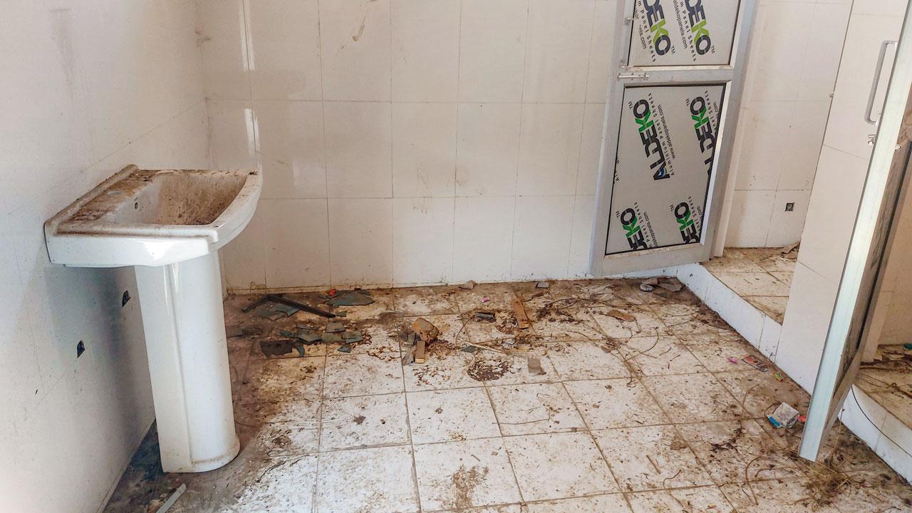 Women hunt for ‘pink toilets’ in ‘smart’ Srinagar city