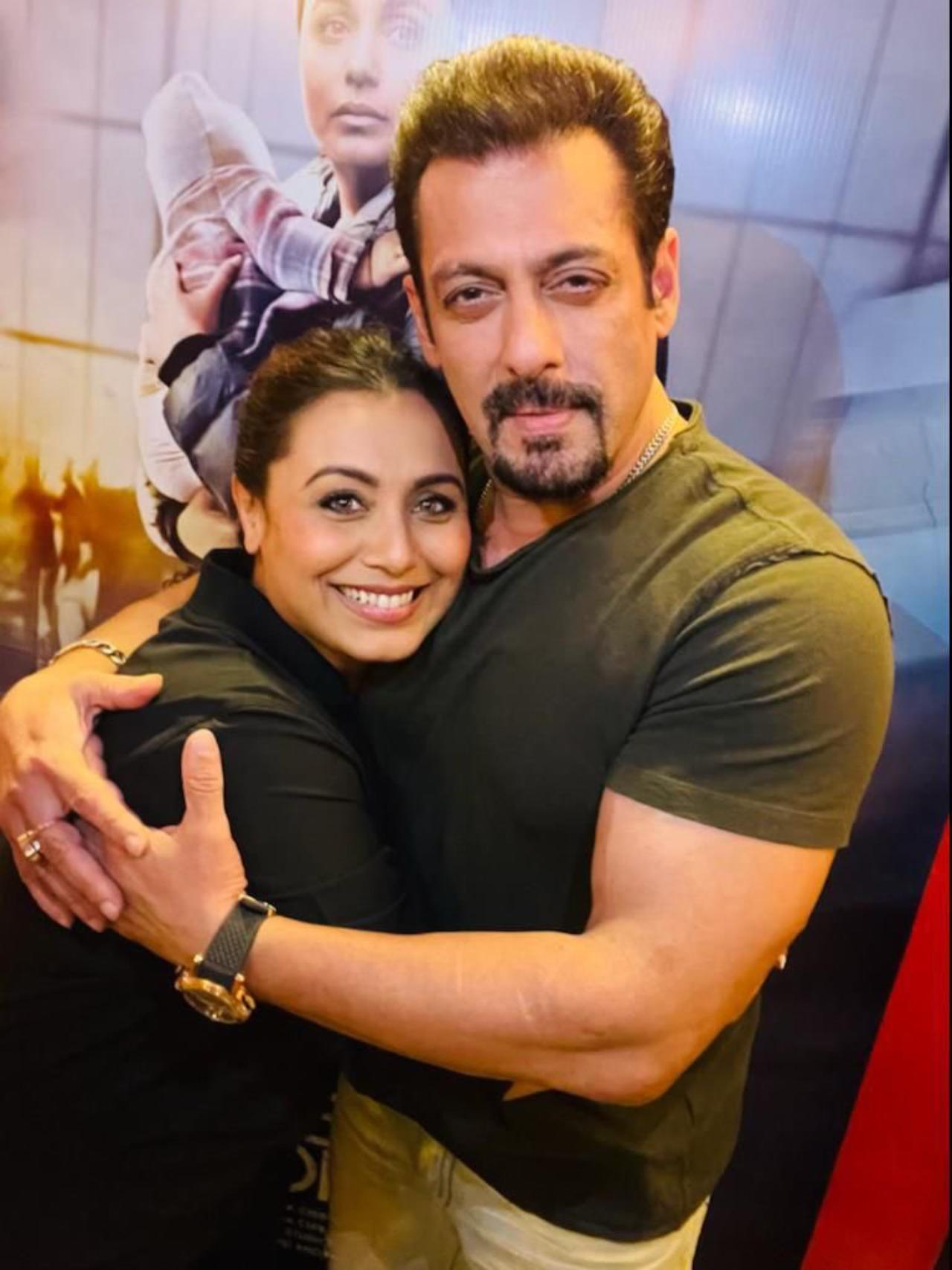 Salman Khan and Rani Mukerji hugged and posed after the screening of Mrs Chattejee vs Norway. Reportedly, Khan was very impressed with his Har Dil Jo Pyaar Karega co-star