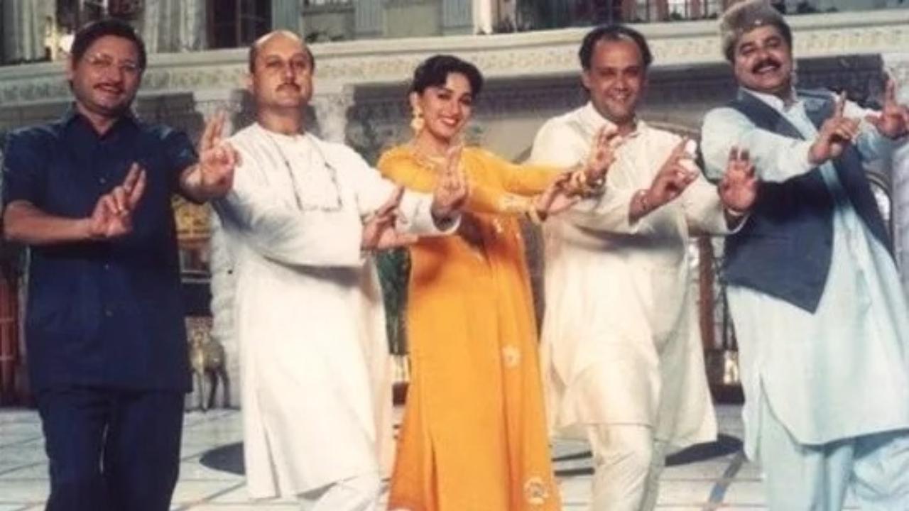 Tuesday Trivia: Anupam Kher suffered facial paralysis during 'Hum Aapke Hai Koun' shoot