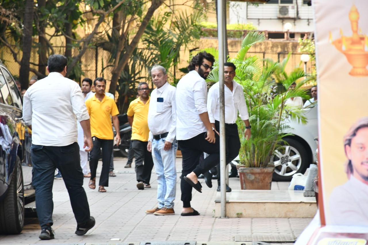 Arjun Kapoor was spotted arriving along with his father Boney Kapoor