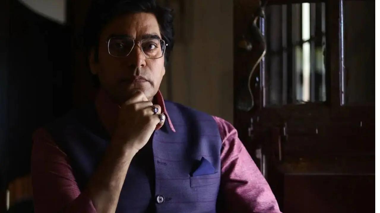 I recently dubbed for Ashutosh Rana sir in 'Khakee: The Bihar Chapter.' Shows made on OTT platforms are dubbed in other languages and I dubbed for him in English.