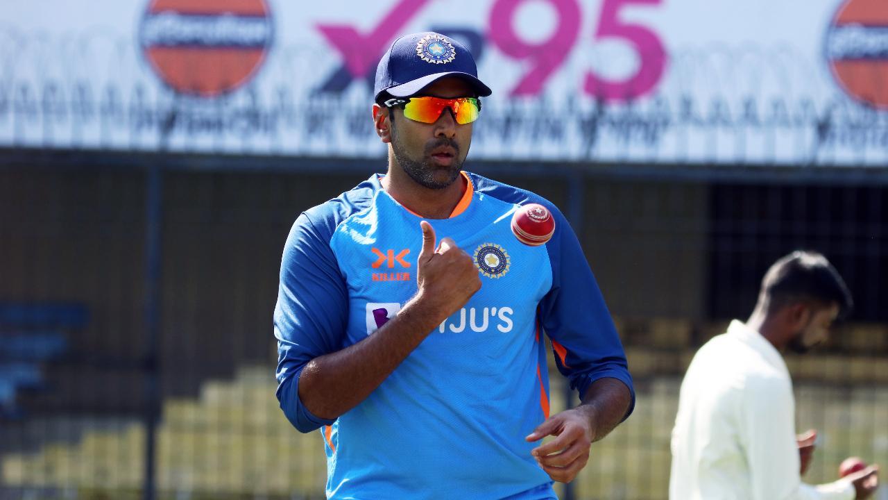 ICC Test ranking: Ravichandran Ashwin, James Anderson tie for No 1 Test bowler spot