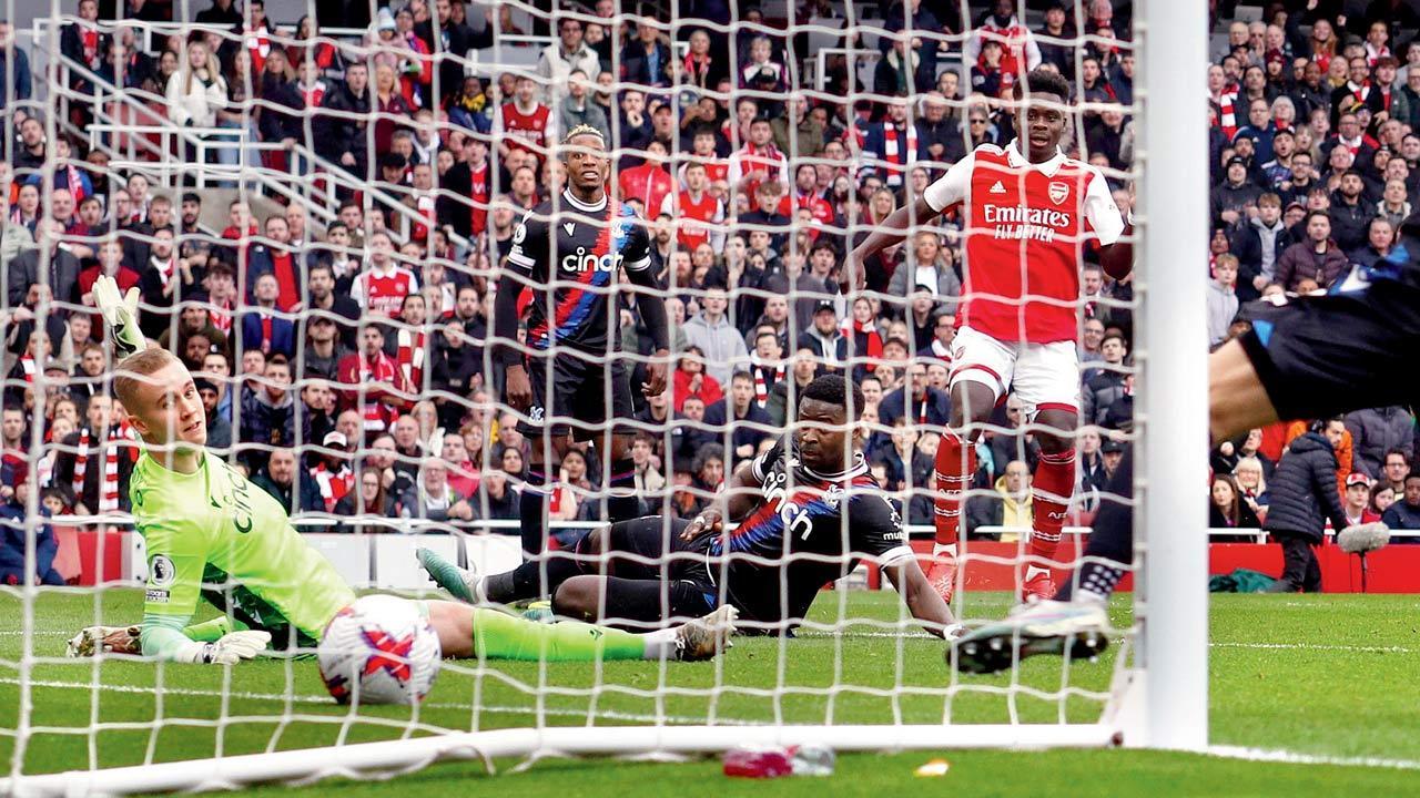 Premier League: Bukayo Saka’s brace helps Arsenal sink Palace
