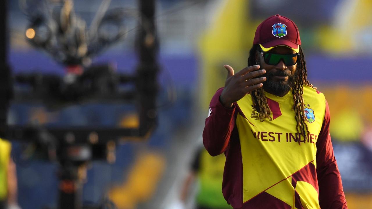 Chris Gayle holds the record for scoring most runs in an innings in the league. He scored 175 runs off 66 balls against Pune Warriors while playing for Royal Challengers Bangalore in the 2013 season. 