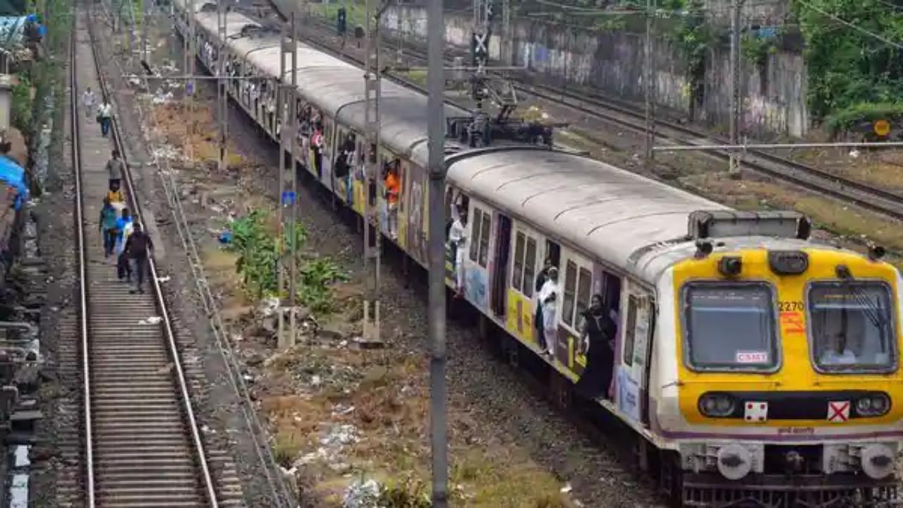 CR to operate special night traffic, power block at Kurla on March 18, 19