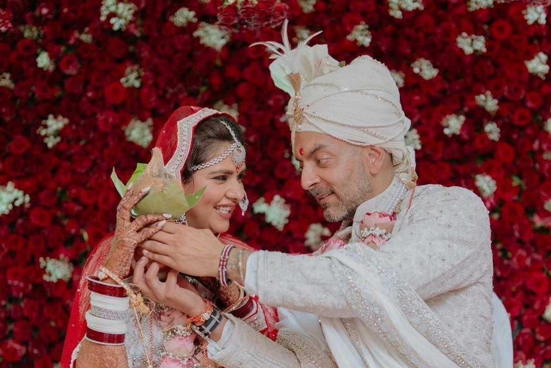 'Bigg Boss 13' fame Dalljiet Kaur weds UK-based businessman Nikhil Patel