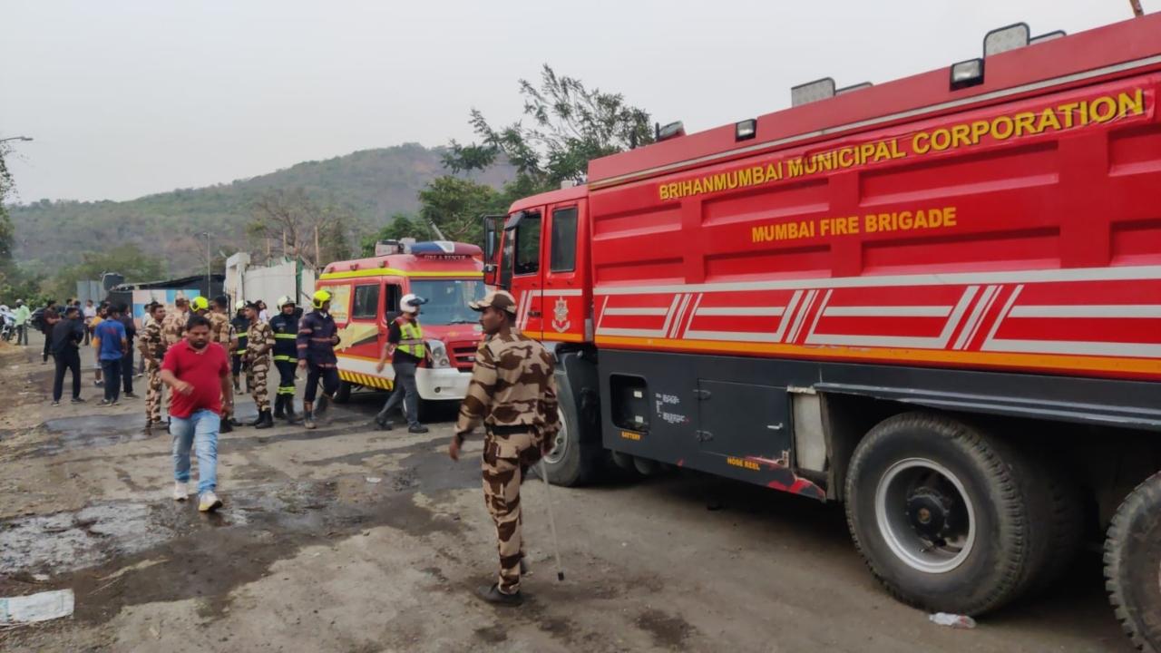 The BMC further said that two big hose lines and nine motor pumps are in operation. No injuries have been reported in the incident as yet