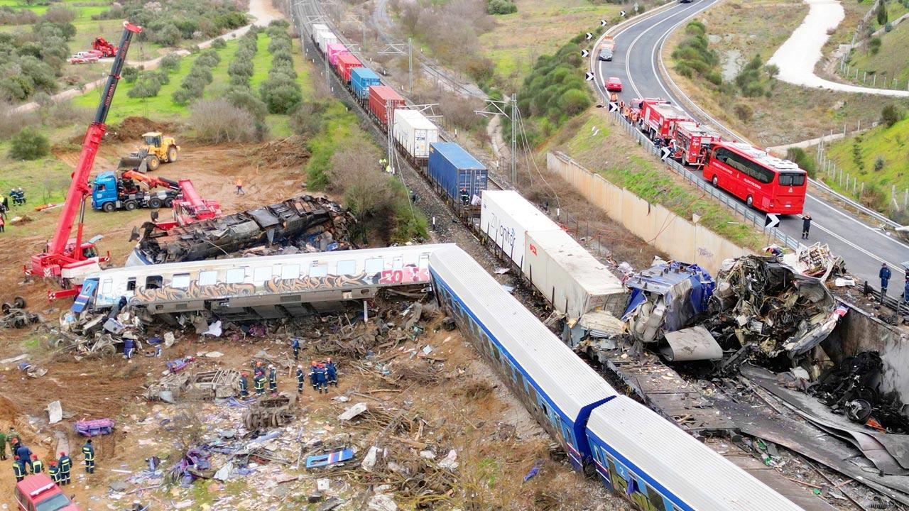 36 dead in one of Greece’s deadliest railway crashes