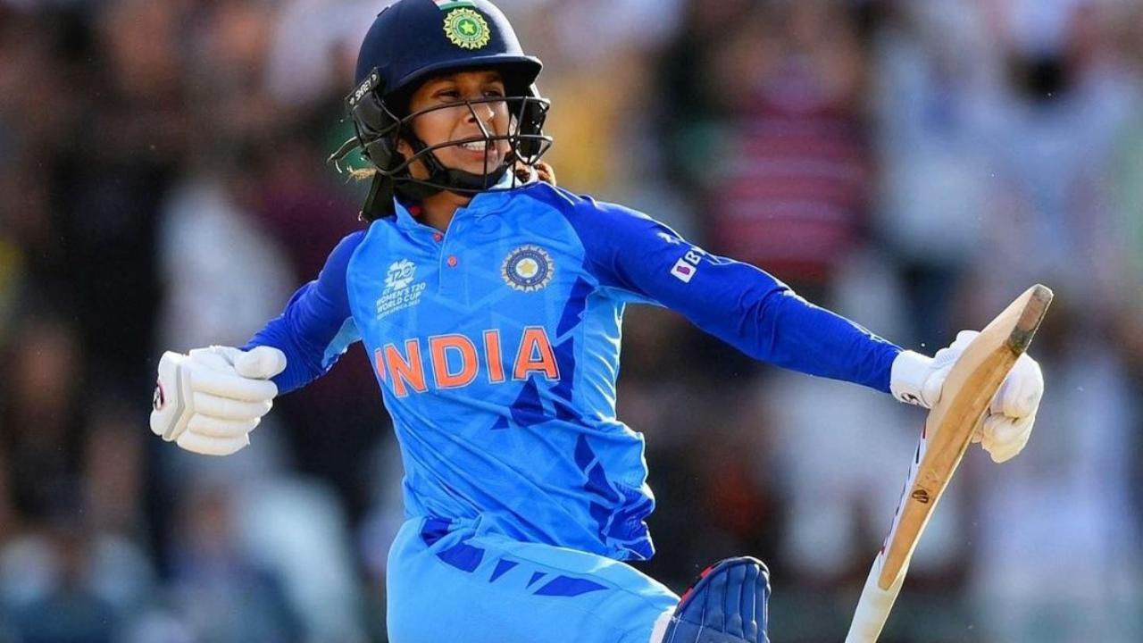 Jemimah Rodrigues
Rodrigues is an Indian professional cricketer who plays for the Indian National Women’s cricket team. She is an all-rounder and has also played for Mumbai women’s cricket team. She is a right-handed batsman and a right-arm off break bowler. She made her international debut in 2018 across ODIs and T20Is, and quite steadily has become the second most reliable batsman in the shortest format after Smriti Mandhana.
Born into a sports family, Jemima's father was a junior coach in cricket at her own school. She was selected in the Indian squad for the three-match ODI series against South Africa in February 2018. She made her T20 international debut for Indian on 13th February 2018. Her ODI debut was against Australia on 12th March 2018.