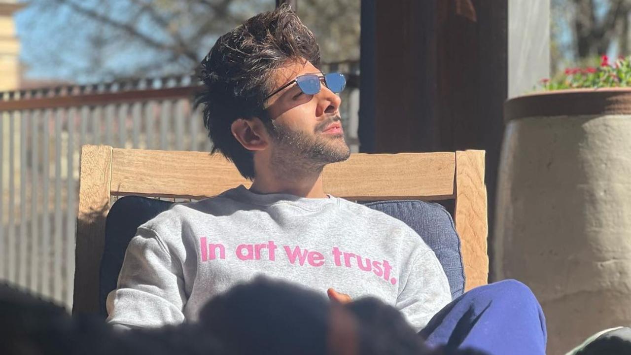 Kartik Aaryan writes about 'heart wrenching' day on 'Satyaprem ki Katha' sets; see pic