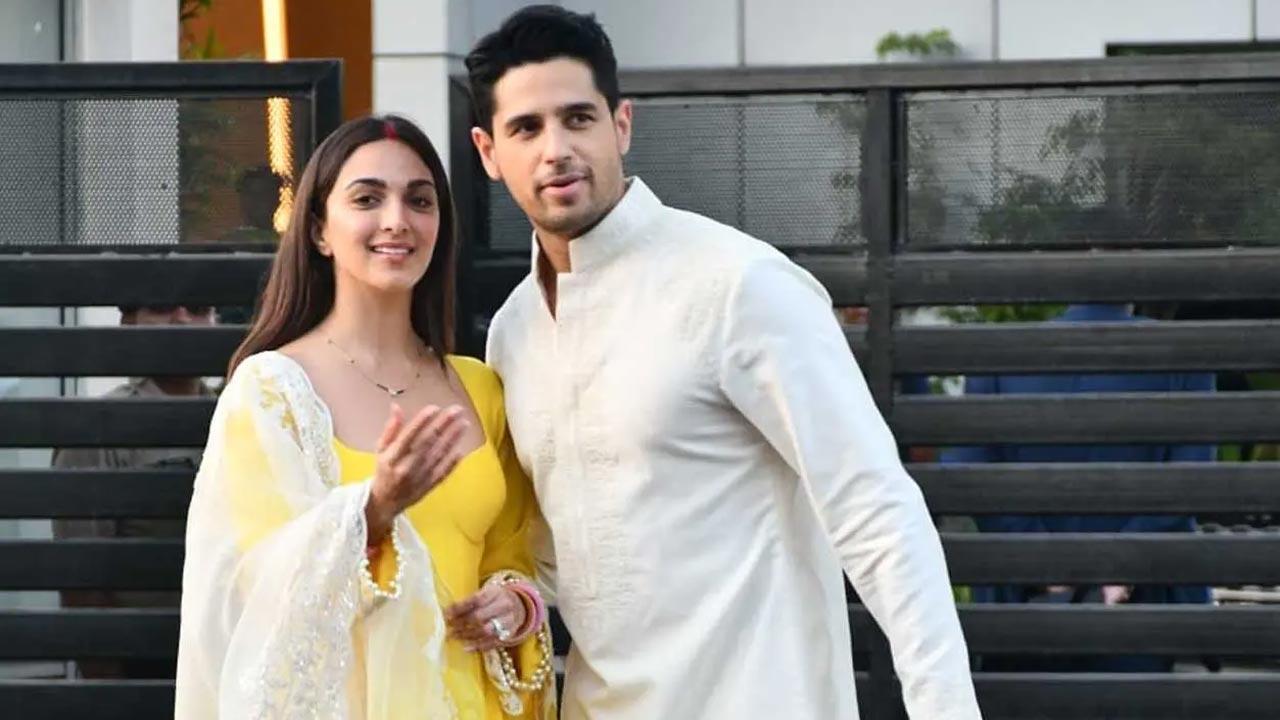 Sidharth Malhotra is loving everything about being married to Kiara Advani. Be it an award show or social media, the newly married Sidharth has been seen showering praises on his wife ever since the two tied the knot on February 7. There's hardly any moment when Sidharth has not dished out husband goals post his wedding. Read full story here