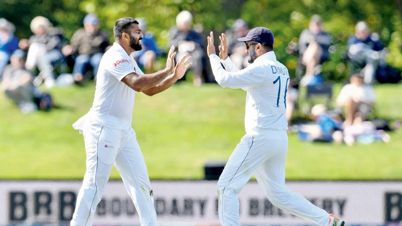 SL pacers combine to leave NZ reeling at 162-5 in Christchurch