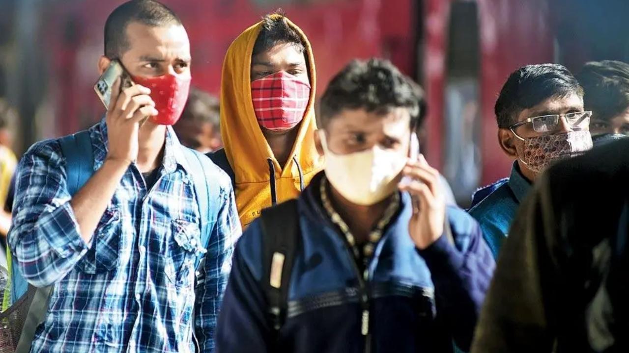Spurt in Covid cases in Himachal Pradesh: Hamirpur administration urges people to wear face masks