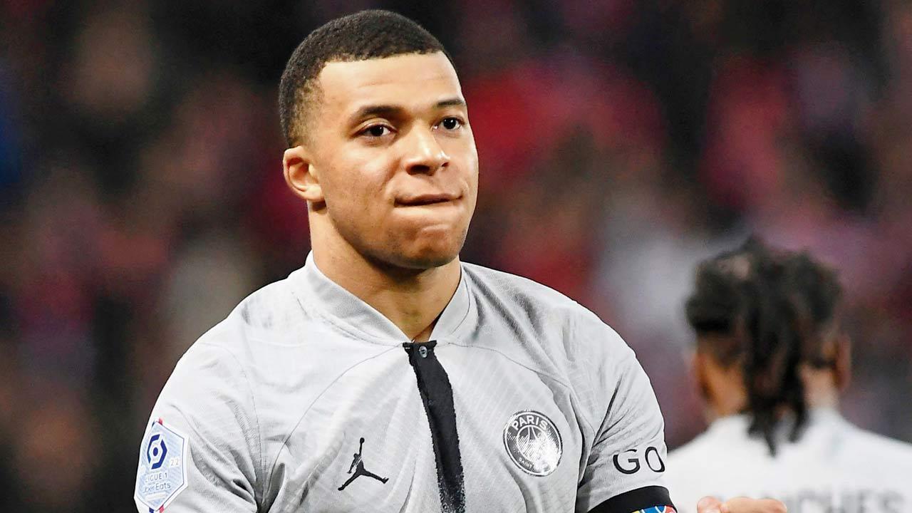 Kylian Mbappe scores winner as PSG bounce back from UCL exit