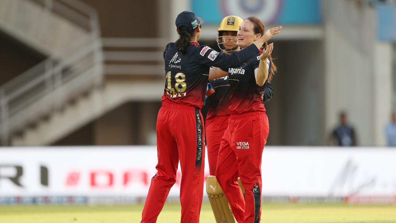All-rounder Kerr was at top of her game with figures of 4-0-22-3 and an unbeaten 31 from 27 balls (4x4s) to take Mumbai Indians over the line. Kerr added 47 runs for the fifth wicket with Pooja Vastrakar (19) to revive Mumbai Indians who were rocked twice in quick succession. Sobhana Asha halted Nat Sciver-Brunt's charge by dismissing her for 13, while captain Harmanpreet Kaur (2) fell for her first single-digit score in the competition.
