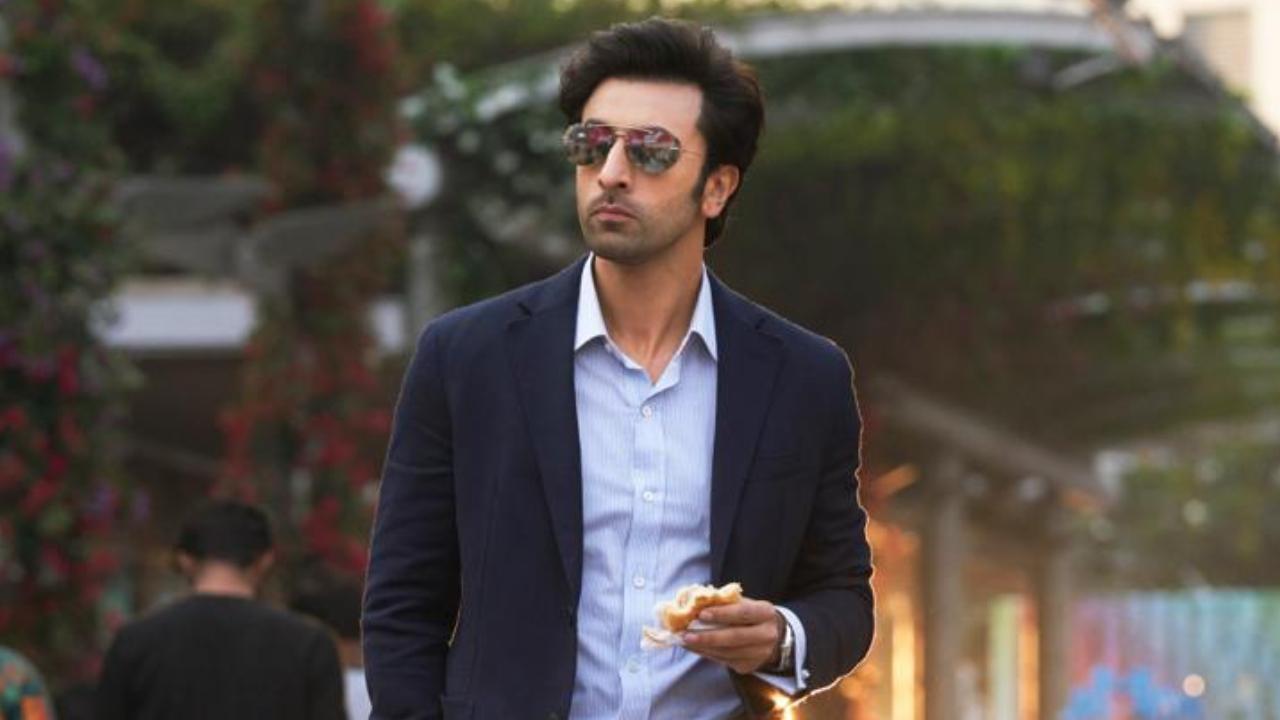 Ranbir Kapoor reveals why he prefers a fake Instagram account over an official account