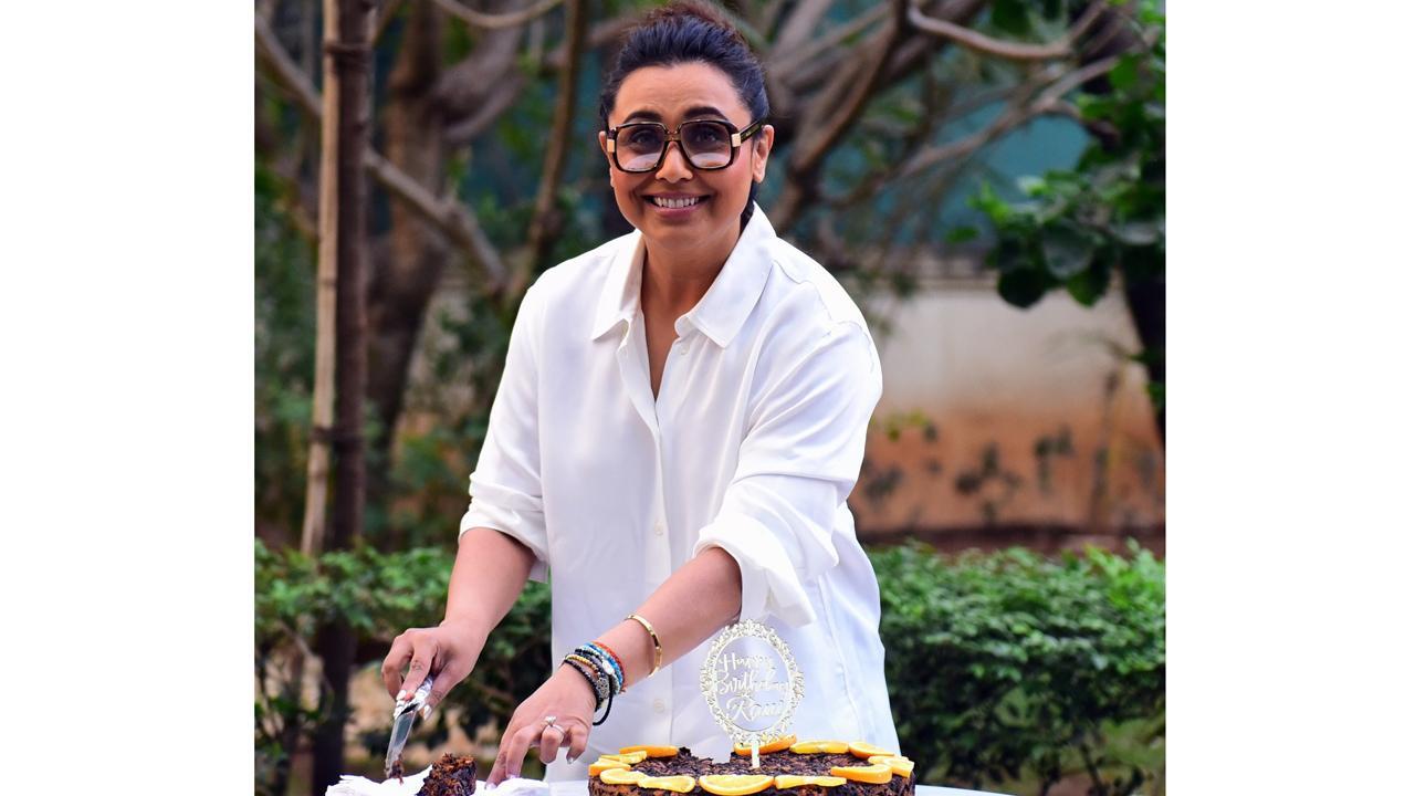 Rani Mukerji who turns 45-years-old on Tuesday, kicked off her  birthday celebrations with the paparazzi in Mumbai. The actress was recently seen playing the lead role in Ashima Chibber’s Mrs Chatterjee Vs Norway. Read full story here