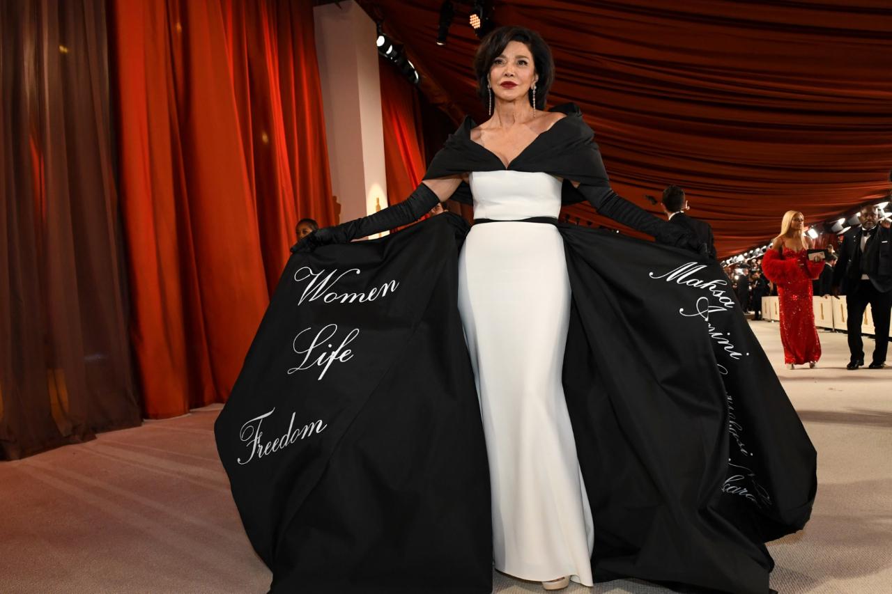 Iranian-US actress Shohreh Aghdashloo attends the 95th Annual Academy Awards
