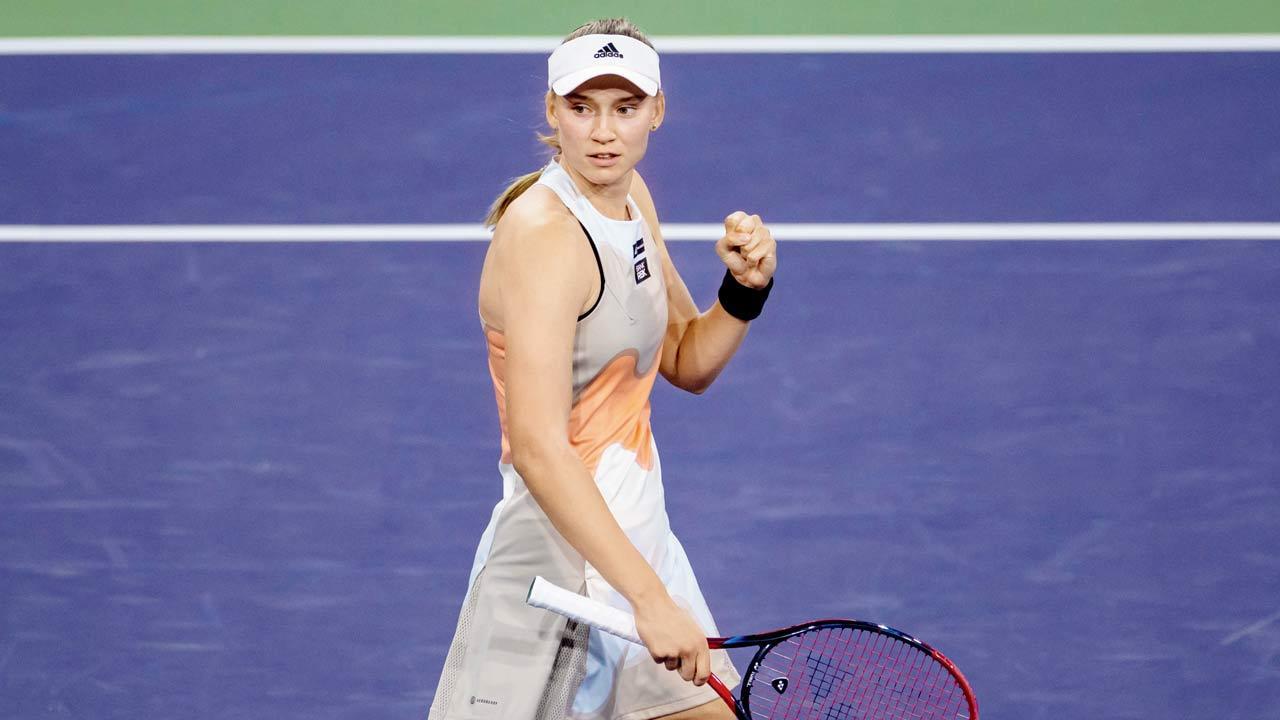 Elena Rybakina topples No. 1 Swiatek to set up final with Sabalenka