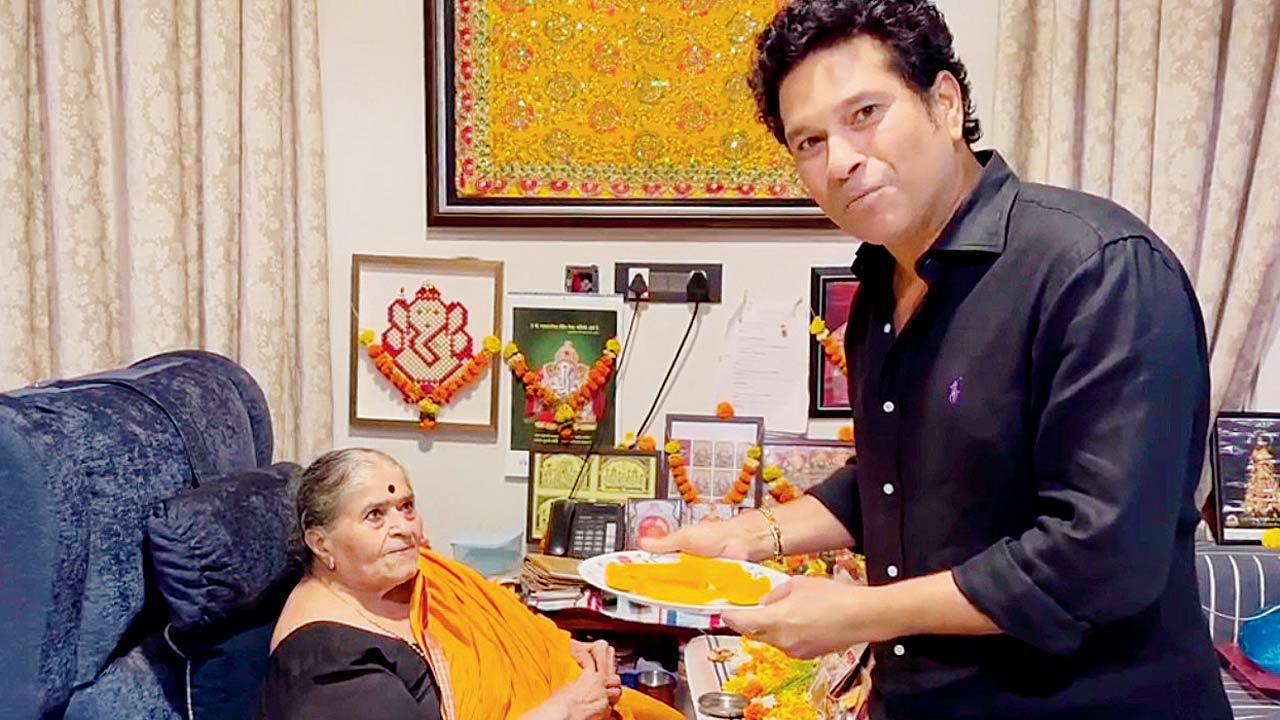 Mango time for Sachin and mum