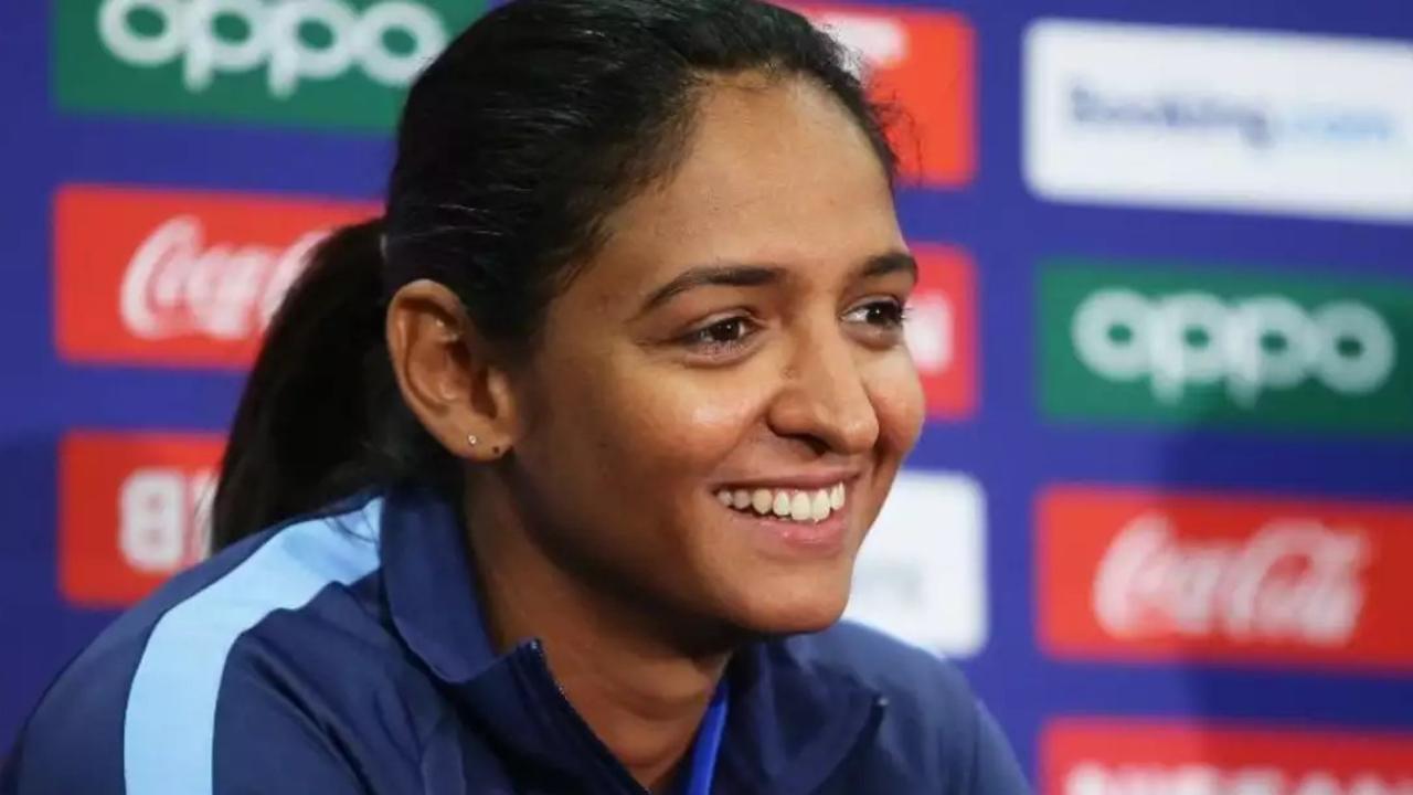 Known as the run machine for the national team, Harmanpreet continued her glorious form from the Women's T20 World Cup to put her side Gujarat Giants on the back foot after having lost the toss to Beth Mooney, who elected to bowl first. As a result of her imperious feat, Kaur became the first player to score a half-century in WPL’s history.