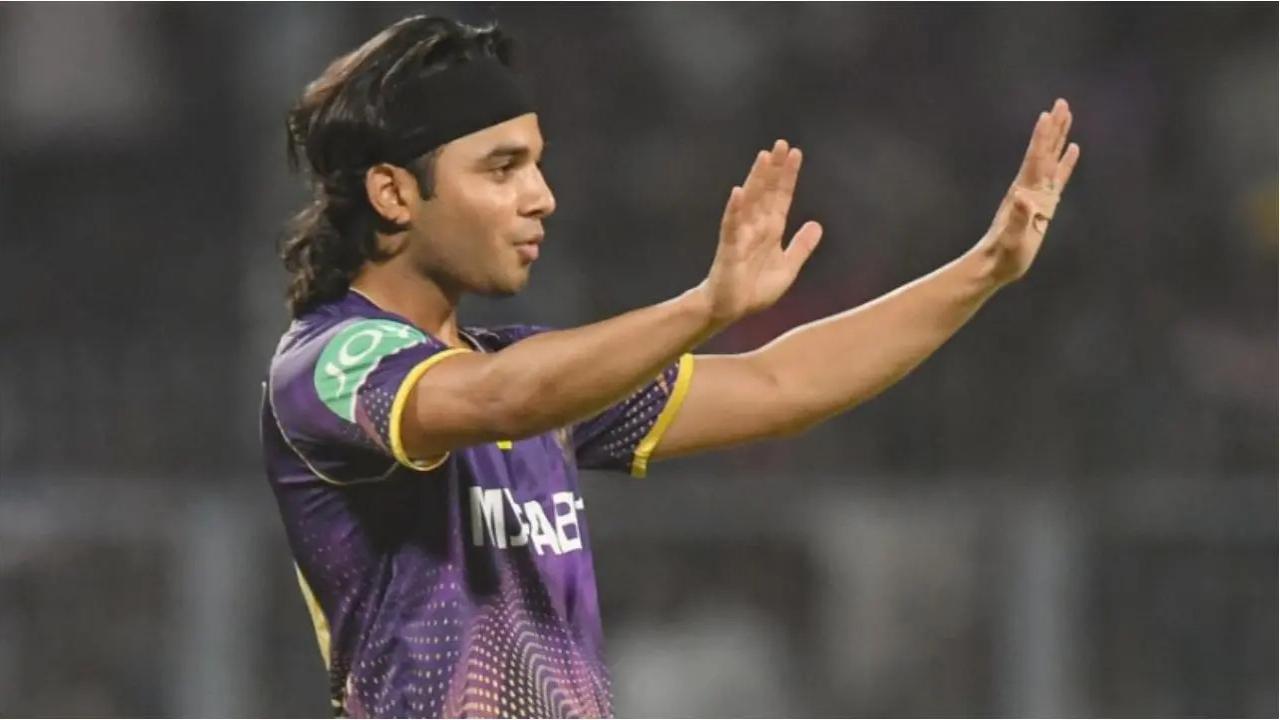 Kolkata Knight Riders’ bowler Suyash Sharma made his IPL debut this season. One of the youngest players in IPL 2023, he has displayed some smart bowling against strong opponents. He has taken 10 wickets in 11 matches with an economy rate of 8.23. Although he is in the nascent stage of his cricket career, Suyash has definitely created a buzz. (Pic: AFP)