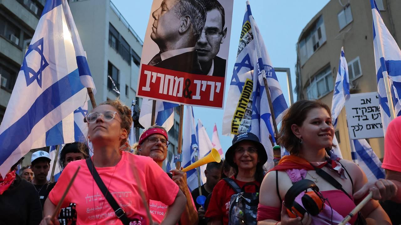 In Photos: Protest against Israel's legal system overhaul plan enters 21st week