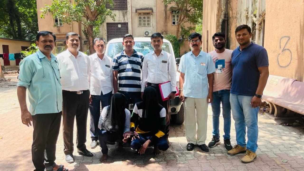 Mumbai: Drugs worth Rs 11.60 lakh seized after two men start walking upon seeing cops in Sion