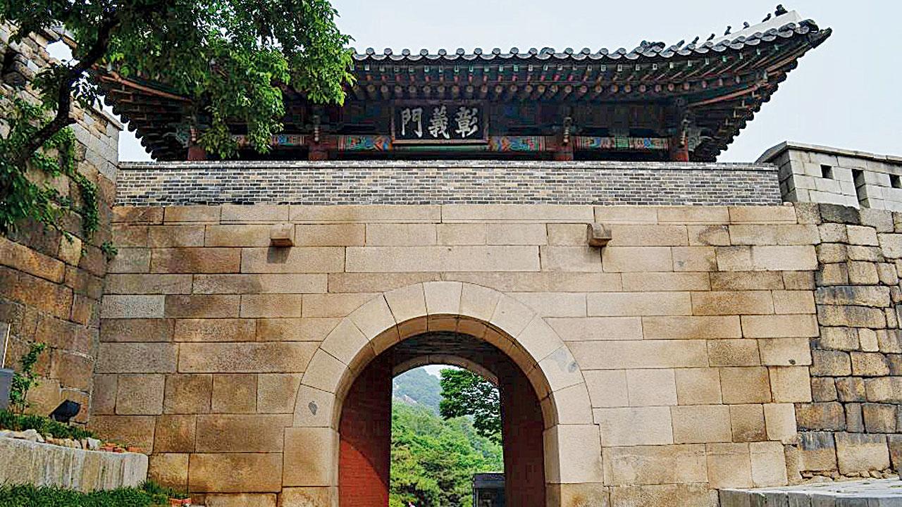 Changuimun Gate is one of the eight gates of the fortress wall that surrounded the city during the Joseon dynasty. Pics Courtesy/Wikimedia Commons