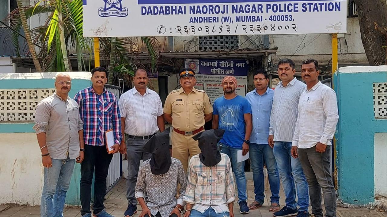 Mumbai: Two held by DN Nagar Police with firearms, live cartridges in Andheri