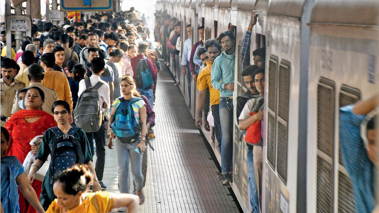 Mumbai: CR, WR’s Dadar stations to become one cohesive unit?