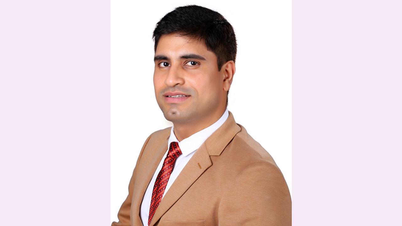 Dr. Mohit Ramsinghani – Chief Sales Officer – Runwal - 