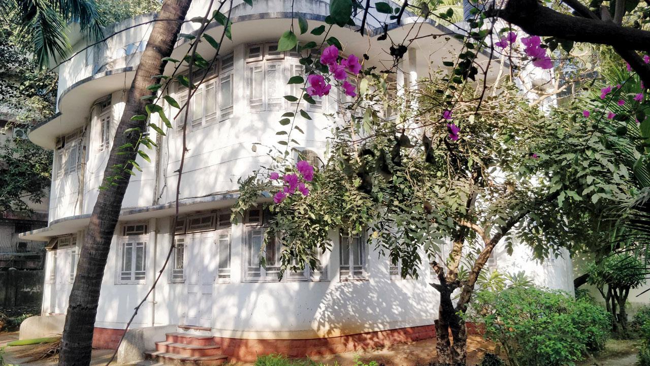 The façade of Felstead Villa in Santacruz West. PIC COURTESY/ART DECO MUMBAI TRUST