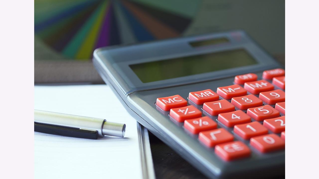 Advanced Strategies for Using Fixed Deposit Calculators: How to Customise Your Savings