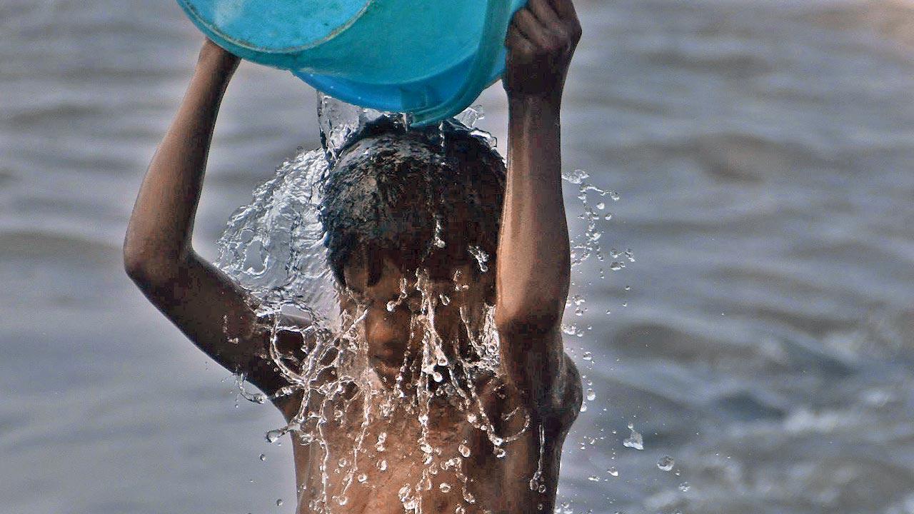 Mumbai: Heatwave inevitable as mercury crosses 40°C