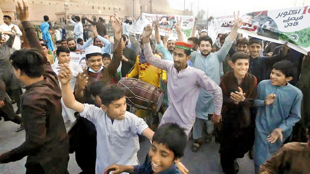 Imran Khan gets reprieve from arrest in graft case, granted bail