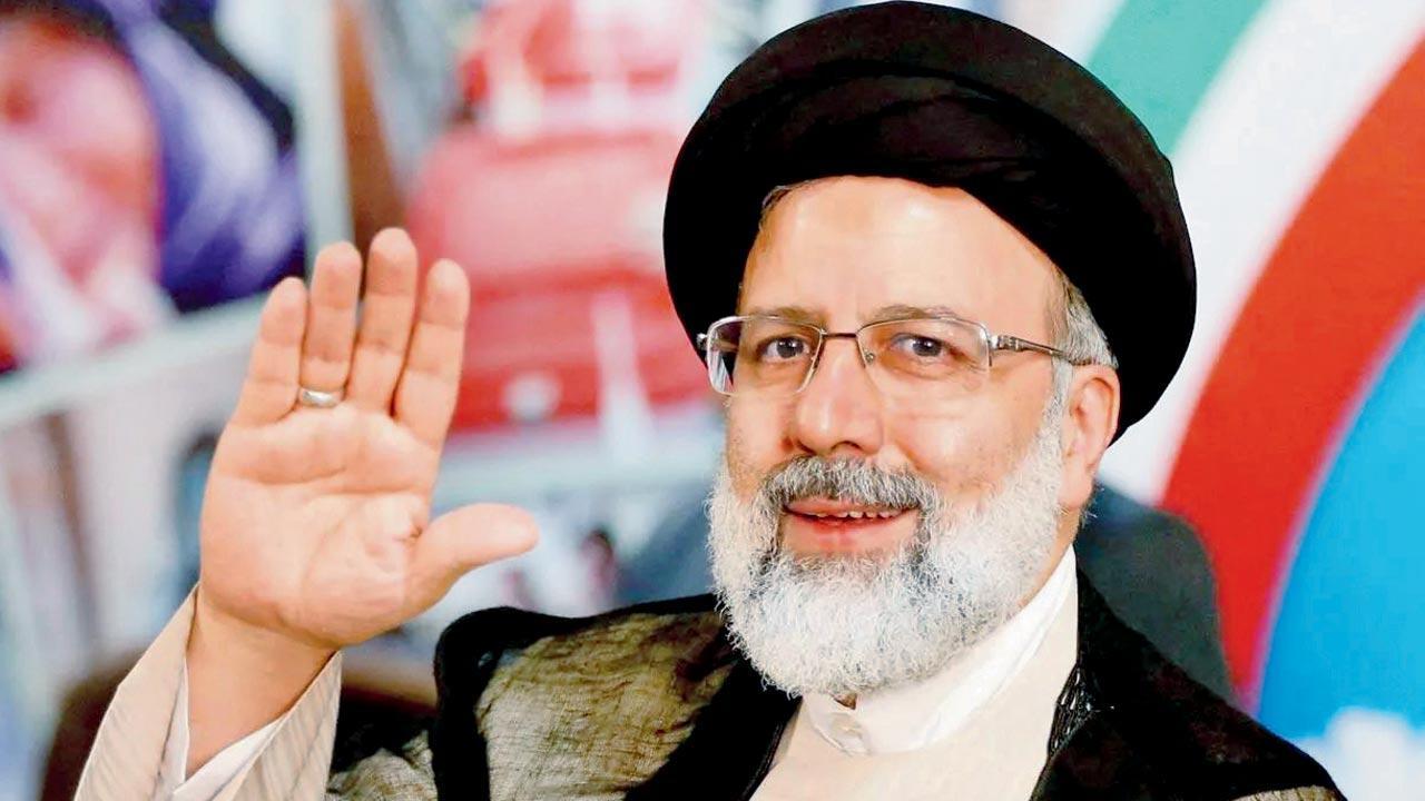 Iran prez meets Palestinian officials in Syria, pledges support